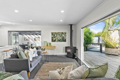Photo of property in 26c Old Waipu Road, Mangawhai, 0505