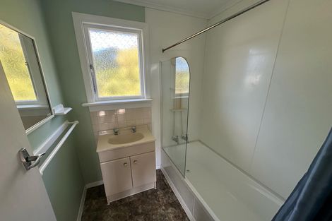 Photo of property in 64 Koremata Street, Green Island, Dunedin, 9018