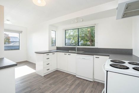 Photo of property in 32 Puriri Street, Hilltop, Taupo, 3330