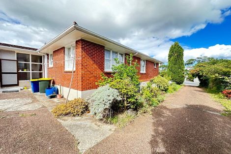 Photo of property in 204 Edmonton Road, Te Atatu South, Auckland, 0610