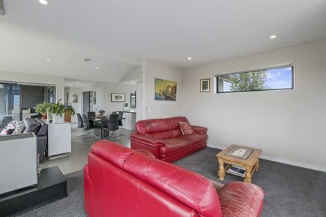 Photo of property in 161 Harakeke Road, Te Horo, Otaki, 5581