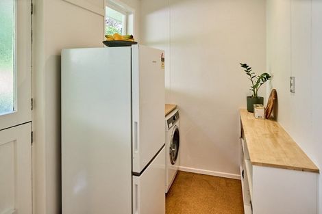 Photo of property in 20 Kiriwai Road, Paremata, Porirua, 5024