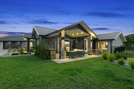 Photo of property in 45 Mike Smith Drive, Cambridge, 3434