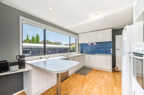 Photo of property in 83 Martin Road, Paraparaumu Beach, Paraparaumu, 5032