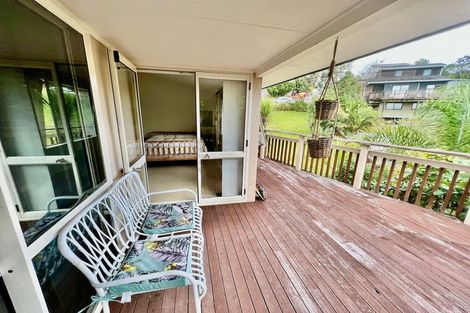 Photo of property in 31 Rifleman Rise, Unsworth Heights, Auckland, 0632