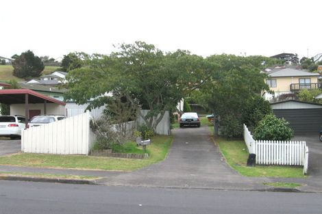 Photo of property in 80 West Harbour Drive, West Harbour, Auckland, 0618