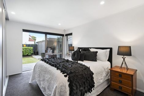 Photo of property in 23 Ben Nevis Place, Northpark, Auckland, 2013