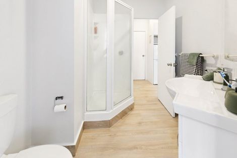 Photo of property in Terrace Tower Apartments, 11d/126 The Terrace, Wellington Central, Wellington, 6011