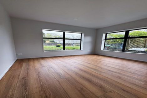 Photo of property in 8 Terrylyn Drive, Hillcrest, Auckland, 0627