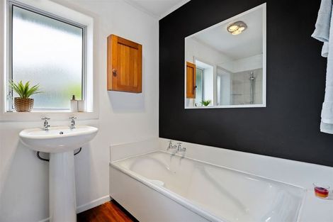 Photo of property in 73 Harris Crescent, Papanui, Christchurch, 8053