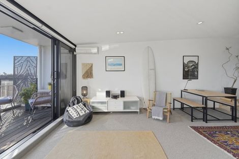 Photo of property in 2-06/424 Maunganui Road, Mount Maunganui, 3116