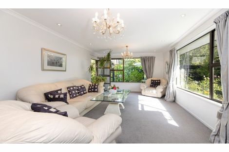 Photo of property in 439 Memorial Avenue, Burnside, Christchurch, 8053