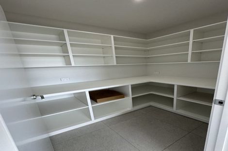 Photo of property in 6 George Yee Place, Taradale, 4112