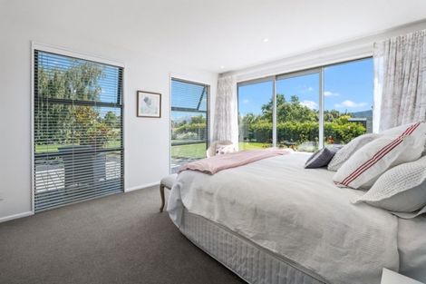 Photo of property in 17 Mountain View Drive, Wanaka, 9382