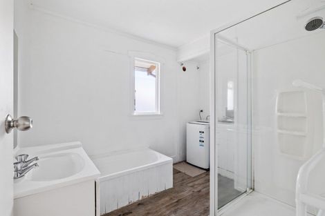 Photo of property in 23 Alfredton Road, Eketahuna, 4900