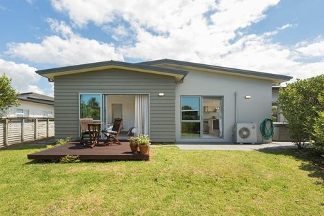 Photo of property in 21 Browns Drive, Waihi Beach, 3611