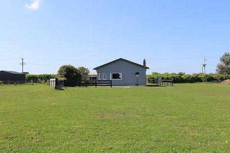 Photo of property in 357 Ketemarae Road, Hawera, 4675