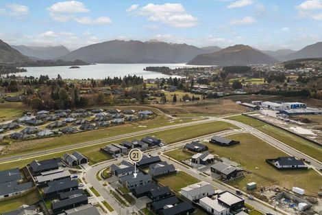 Photo of property in 10 Mason Street, Wanaka, 9305