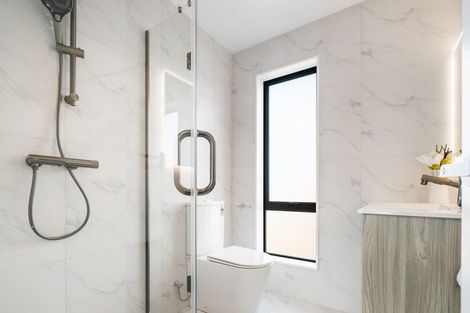 Photo of property in 12c Wylie Avenue, Sunnynook, Auckland, 0620