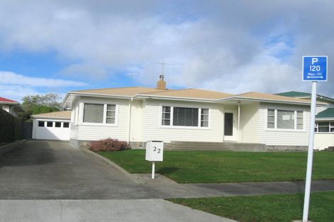 Photo of property in 22 Newhaven Place, Roslyn, Palmerston North, 4414