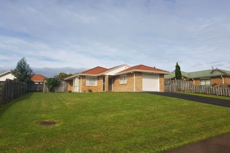 Photo of property in 33 Martin Jugum Lane, Ranui, Auckland, 0612