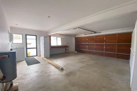 Photo of property in 2/90 Nile Road, Milford, Auckland, 0620