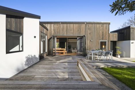 Photo of property in 19 Dunbarton Street, Redwood, Christchurch, 8051