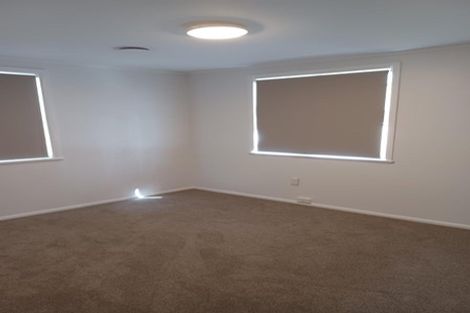 Photo of property in 4 Vardon Road, St Andrews, Hamilton, 3200