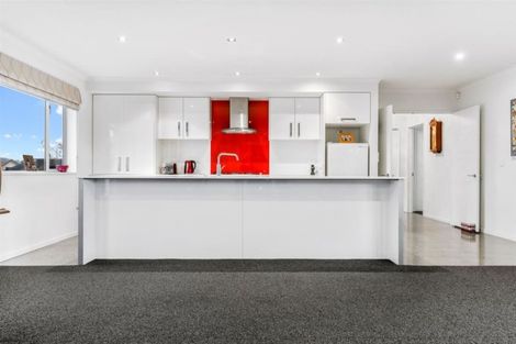 Photo of property in 5 Holly Place, Rangiora, 7400