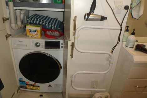 Photo of property in Gilmer Terrace Car Park, 403/9 Gilmer Terrace, Wellington Central, Wellington, 6011