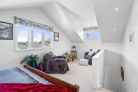 Photo of property in 17 Hogg Crescent, Masterton, 5810