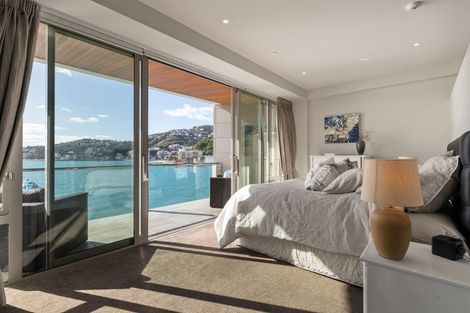 Photo of property in Clyde Quay Wharf, 3b/2 Clyde Quay Wharf, Te Aro, Wellington, 6011