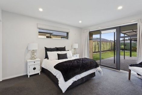 Photo of property in 35 Riverview Road, Rangiora, 7400