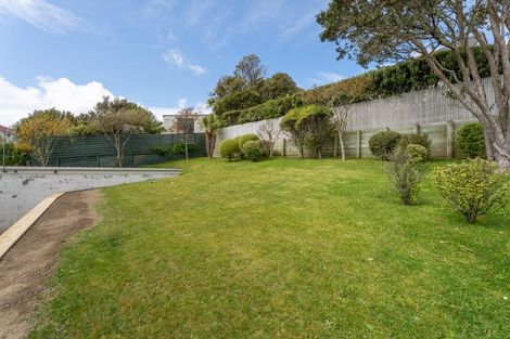Photo of property in 33 Abilene Crescent, Churton Park, Wellington, 6037
