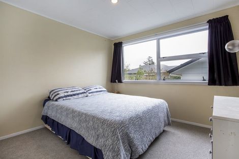 Photo of property in 93 Awaroa Road, Helensville, 0800