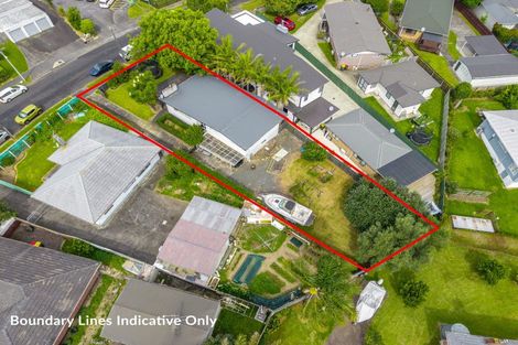 Photo of property in 11 Swan Crescent, Pakuranga, Auckland, 2010
