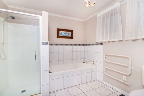 Photo of property in 46 Rokino Road, Taupo, 3330