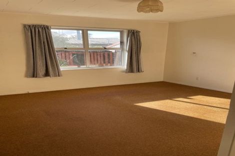 Photo of property in 17 Durham Avenue, Tamatea, Napier, 4112