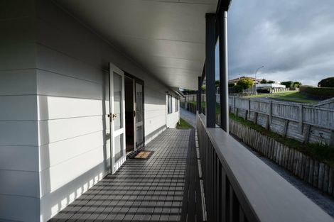 Photo of property in 9 Bellfield Place, Bethlehem, Tauranga, 3110