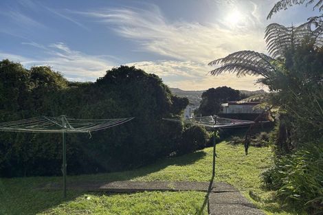 Photo of property in 3 Anzia Way, Johnsonville, Wellington, 6037