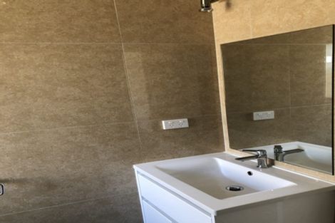 Photo of property in 1u5 Burrows Place, Frankton, Hamilton, 3204