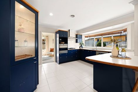 Photo of property in 2 Roderick Place, Rototuna, Hamilton, 3210