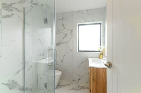 Photo of property in 3/7 Ranui Station Road, Ranui, Auckland, 0612