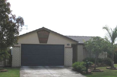Photo of property in 11 Freestone Place, Henderson, Auckland, 0612