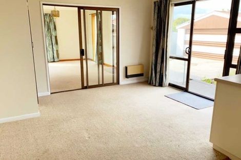 Photo of property in 90 Blankney Street, Hornby, Christchurch, 8042