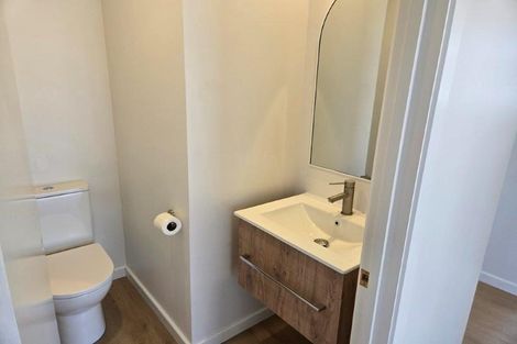 Photo of property in 102 Yaldhurst Road, Sockburn, Christchurch, 8042