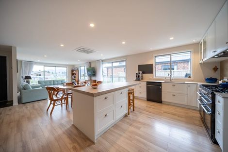 Photo of property in 61 Orbell Crescent, Te Anau, 9679