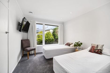 Photo of property in 22 Silverbirch Grove, Churton Park, Wellington, 6037