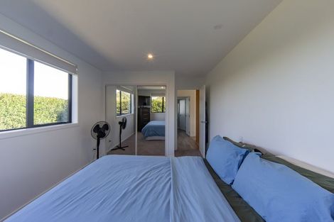 Photo of property in 27 Puketaha Road, Swanson, Auckland, 0816