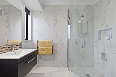 Photo of property in 39 Kendallvale Drive, Waiuku, 2123